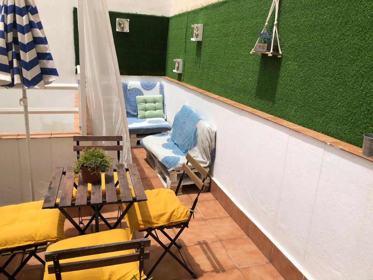 Ilios Apartamentos Malaga Exterior photo